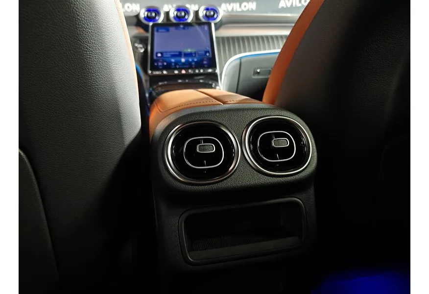 Mercedes-Benz GLC 300 4MATIC 9G-TRONIC (258 л.с.) Черный в АВИЛОН. Слайд №20