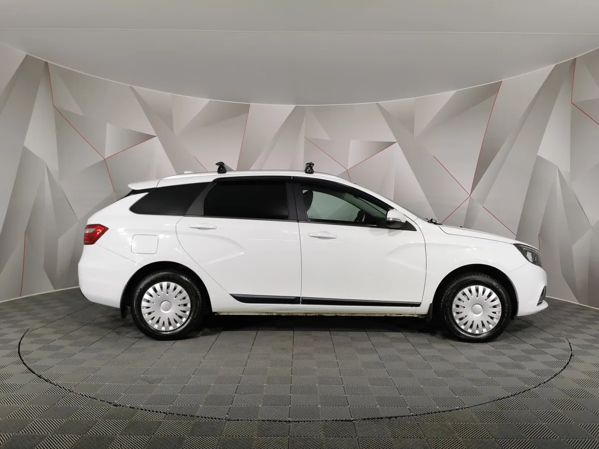 ВАЗ (Lada) Vesta 1.8 MT (122 л.с.) Luxe Multimedia Белый в АВИЛОН. Слайд №6