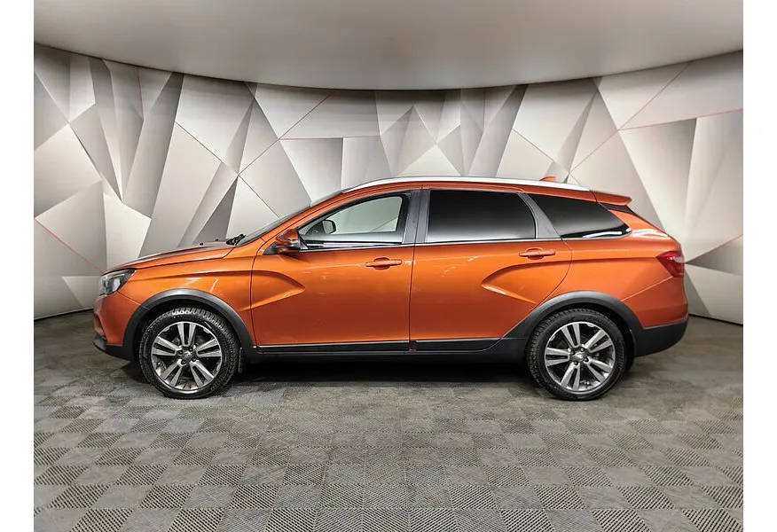 ВАЗ (Lada) Vesta 1.6 CVT (113 л.с.) Оранжевый в АВИЛОН. Слайд №5