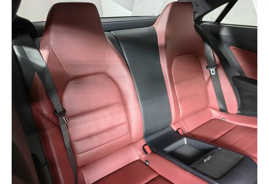 Mercedes-Benz E-Класс E 250 T BlueEfficiency 7G-Tronic Plus (204 л.с.) Серебристый в АВИЛОН. Слайд №17