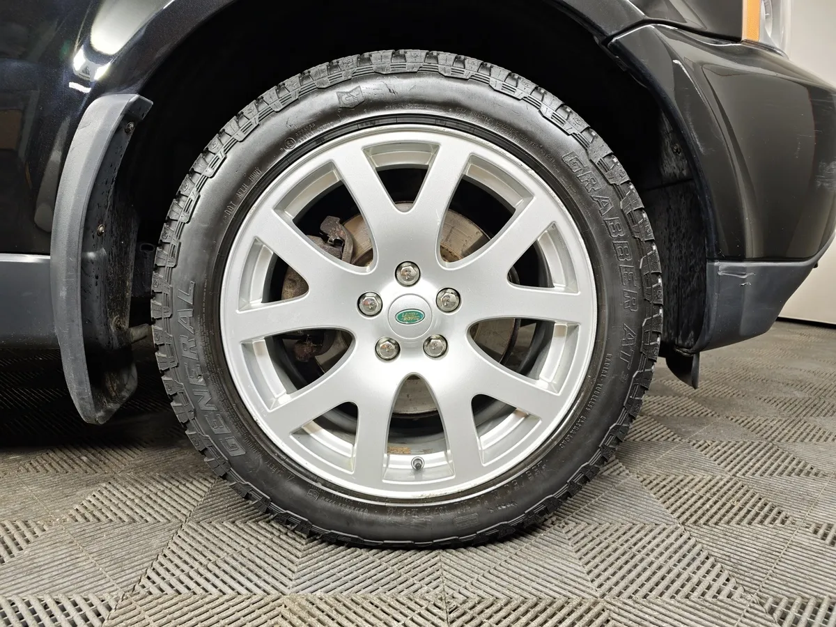 Land Rover Range Rover Sport 4.4 AT (300 л.с.) HSE Dynamic Черный в АВИЛОН. Слайд №9