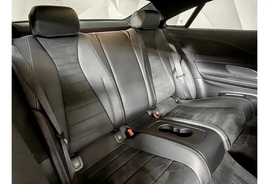 Mercedes-Benz E-Класс E 200 4MATIC G-TRONIC (184 л.с.) Sport Черный в АВИЛОН. Слайд №17