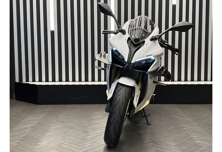 АВИЛОН - QJMOTOR SRK 800 RR 800 см³ (95 л.с.) 800 Белый - slide 3