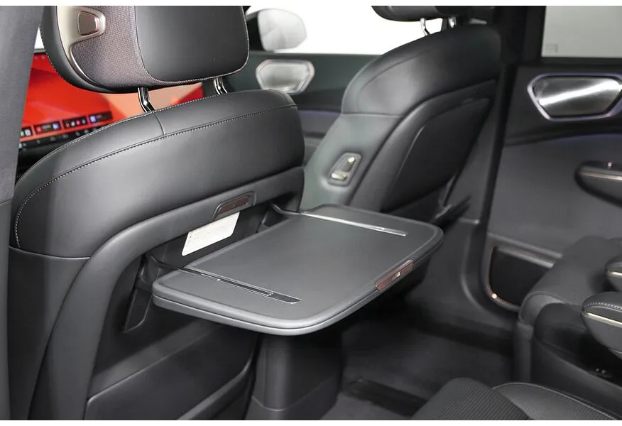 Lynk & Co 900 2.0 AT 4WD (884 л.с.) Ultra Черный в АВИЛОН. Слайд №17