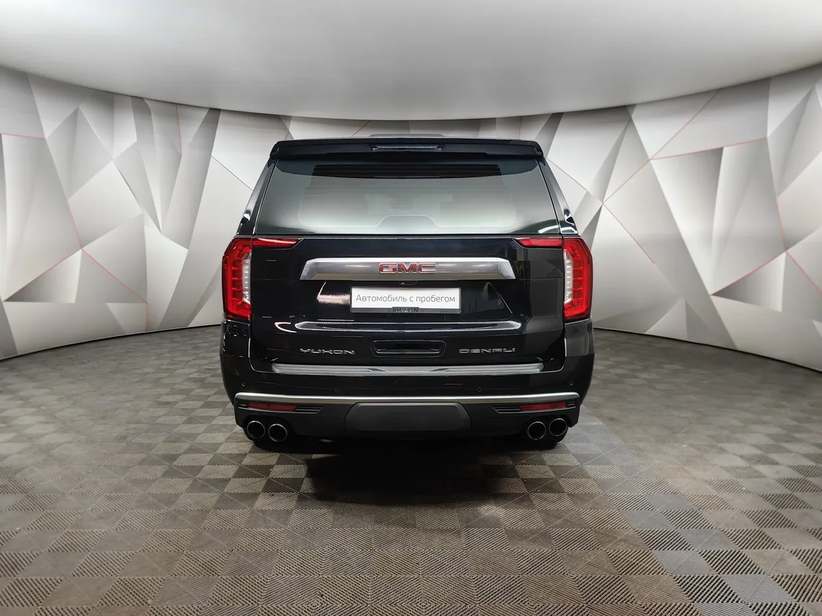 GMC Yukon 6.2 AT 4WD (420 л.с.) Черный в АВИЛОН. Слайд №8