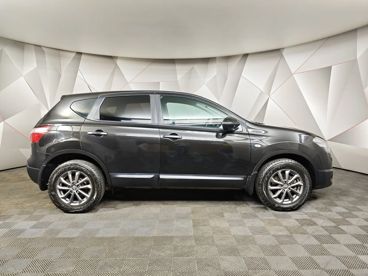 Nissan Qashqai 1.6 CVT FWD (117 л.с.) Черный в АВИЛОН. Слайд №6