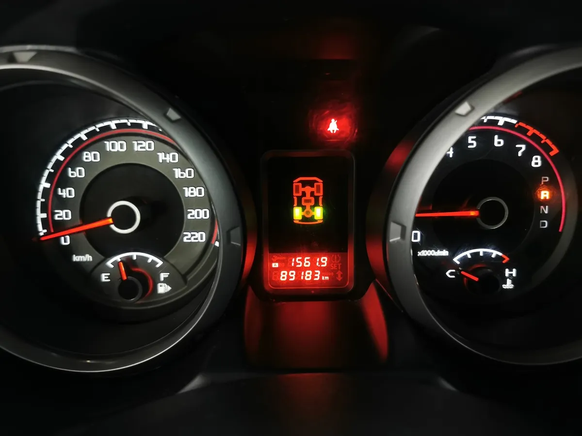 Mitsubishi Pajero 3.8 AT (250 л.с.) Серый в АВИЛОН. Слайд №17