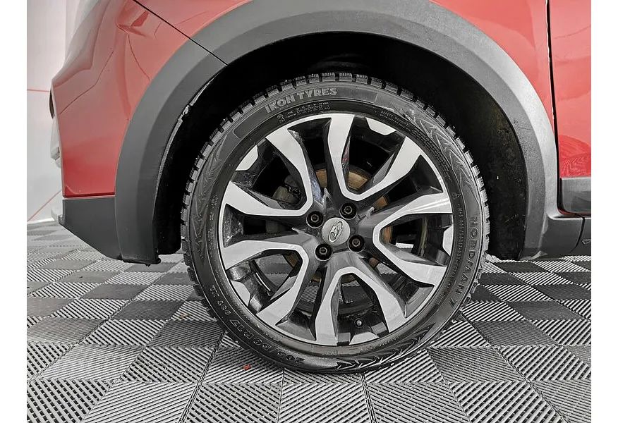 ВАЗ (Lada) XRAY Cross 1.8 MT (122 л.с.) Comfort Красный в АВИЛОН. Слайд №9