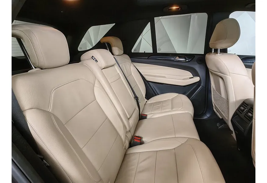 Mercedes-Benz GLE 300 4MATIC 7G-TRONIC Plus (249 л.с.) Черный в АВИЛОН. Слайд №16