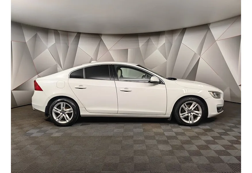 LIVE. Слайд №4