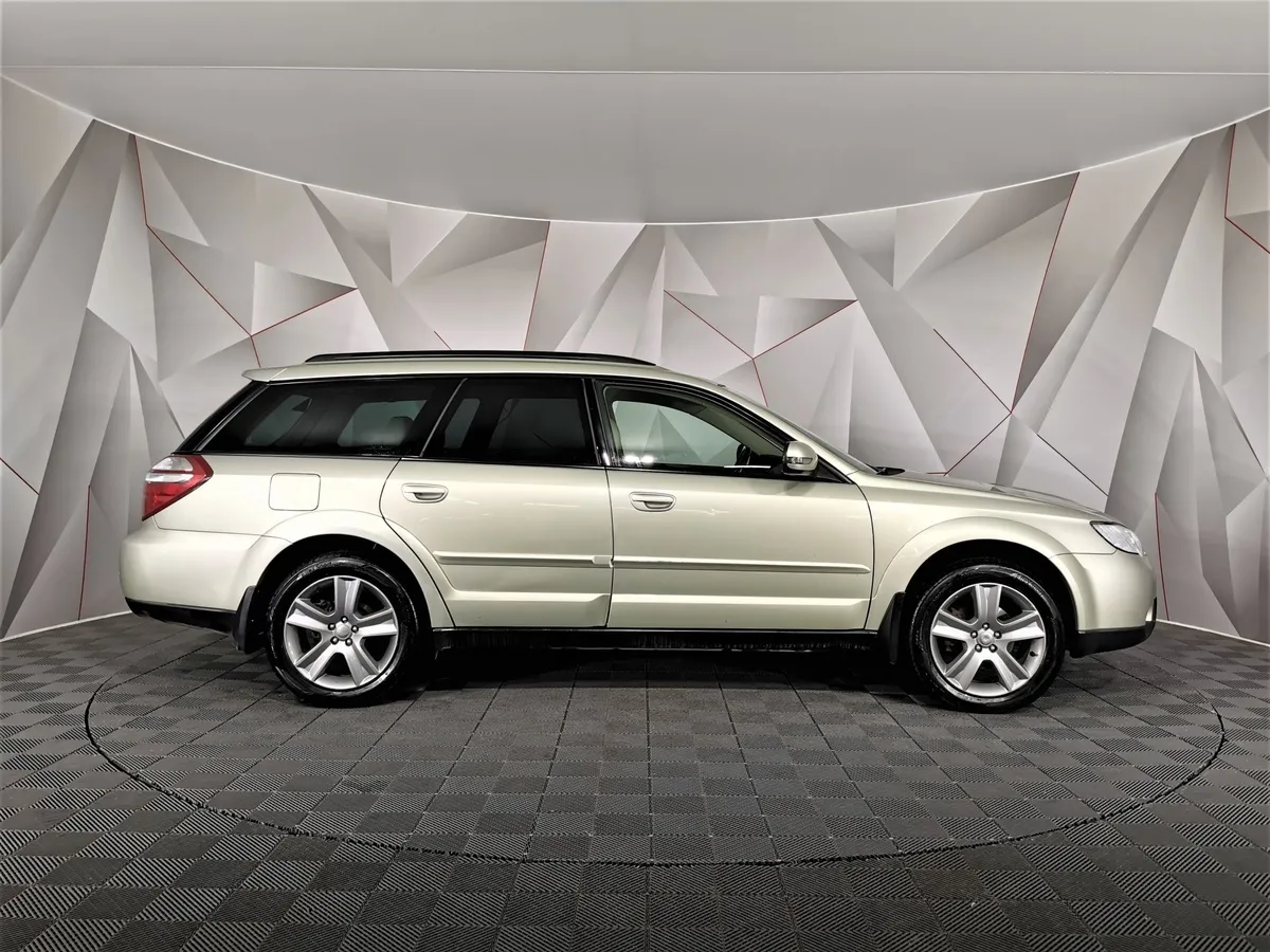 Subaru Outback 2.5 MT AWD (173 л.с.) Золотой в АВИЛОН. Слайд №5
