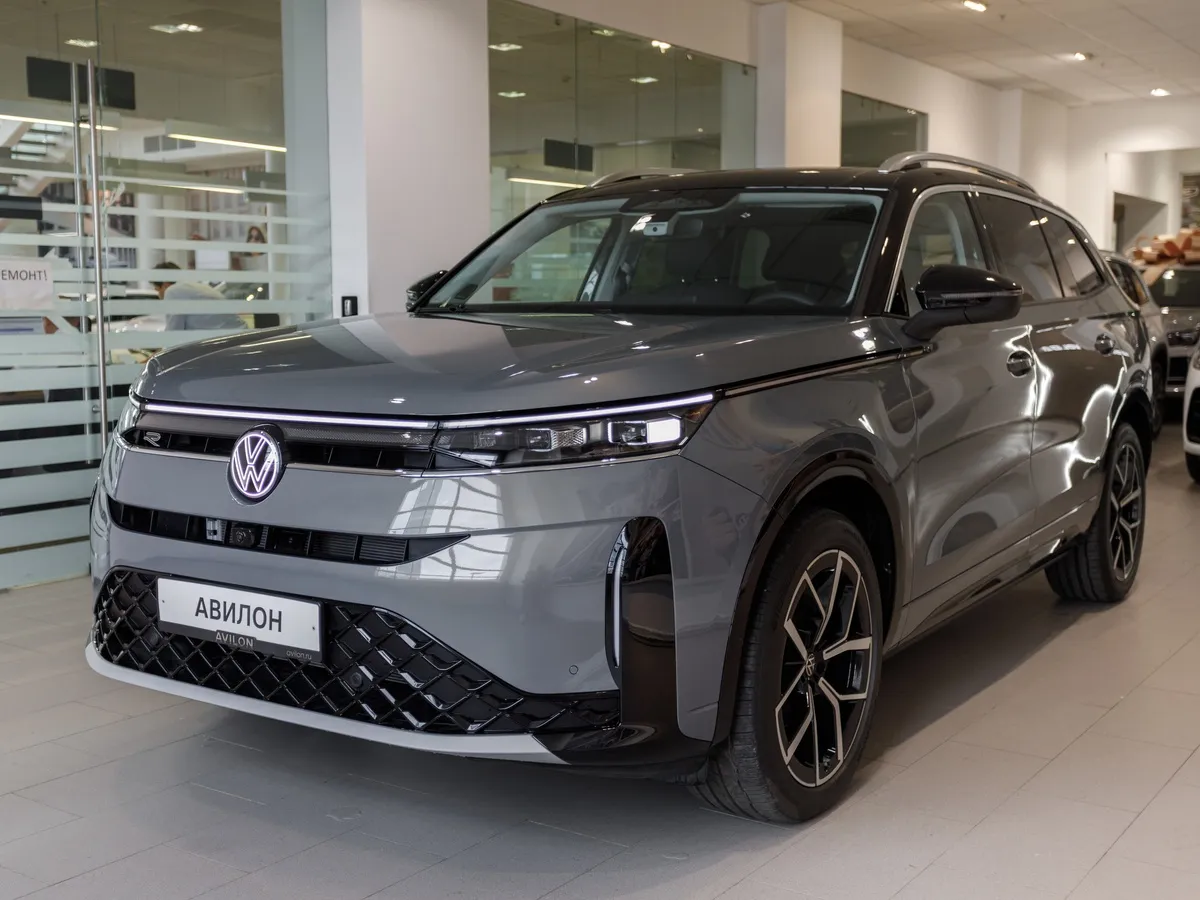 АВИЛОН - Volkswagen Tavendor 2.0 DSG 4WD (272 л.с.) Р-Лайн Тоуринг Серый - slide 10190922