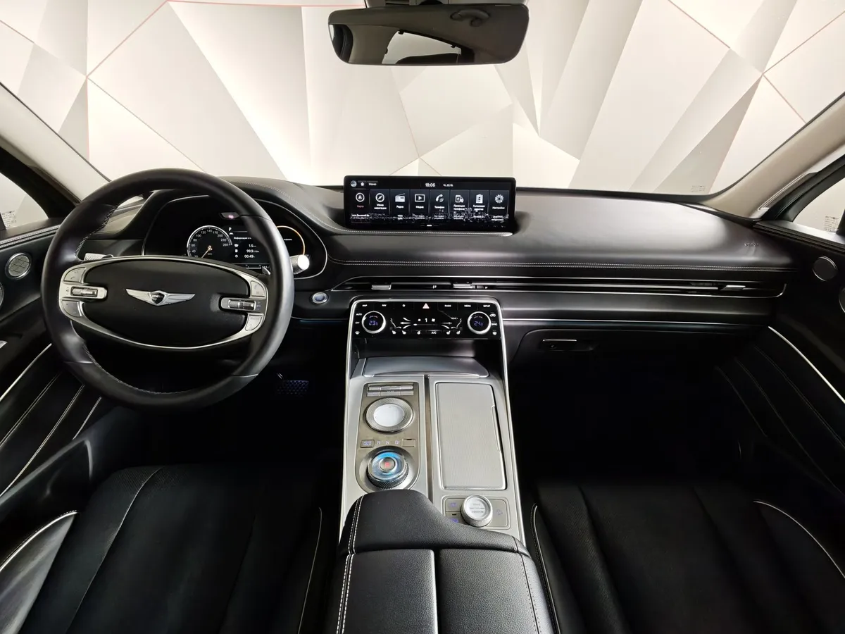 Genesis GV80 2.5 T-GDI 8AT 4WD 7 мест (249 л.с.) Premium + Comfort Серый в АВИЛОН. Слайд №14