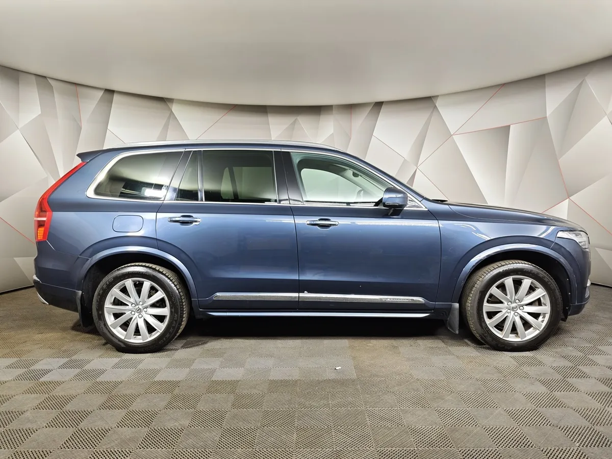 Volvo XC90 2.0 D5 Drive-E AT AWD (235 л.с.) Inscription Синий в АВИЛОН. Слайд №6