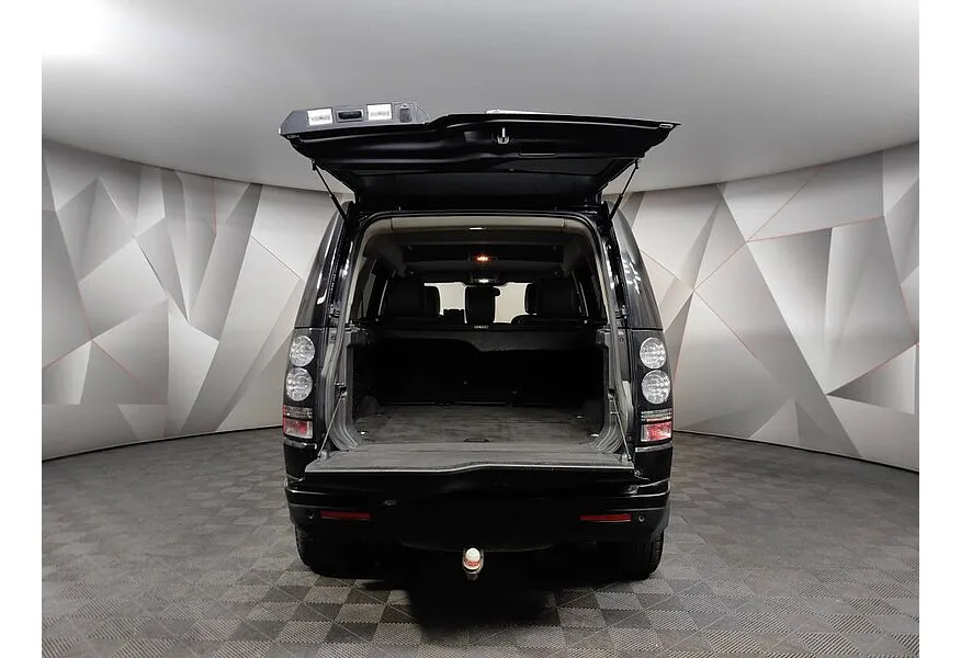 Land Rover Discovery 3.0 SDV6 AT 4WD (249 л.с.) Graphite LE Черный в АВИЛОН. Слайд №12
