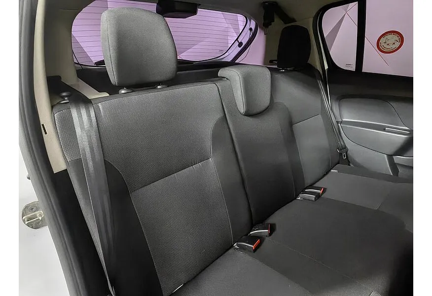 АВИЛОН - Renault Sandero 1.6 MT (82 л.с.) Белый - slide 9