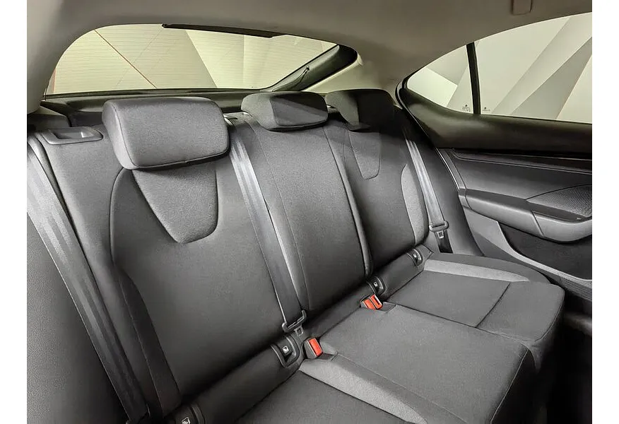 Skoda Octavia 1.4 MT FWD (150 л.с.) Белый в АВИЛОН. Слайд №16