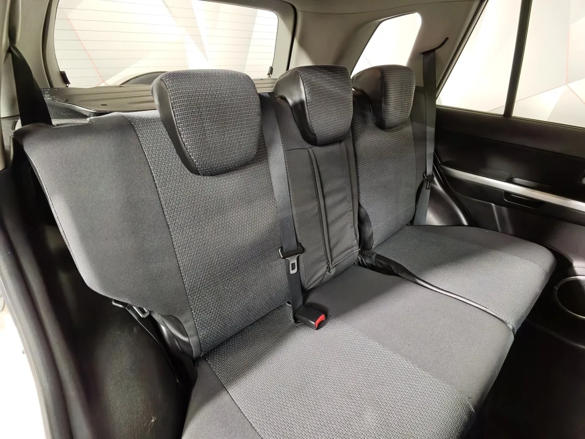 Suzuki Grand Vitara 2.4 AT (169 л.с.) Бежевый в АВИЛОН. Слайд №17