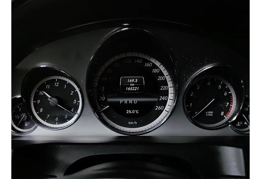 LIVE. Слайд №18