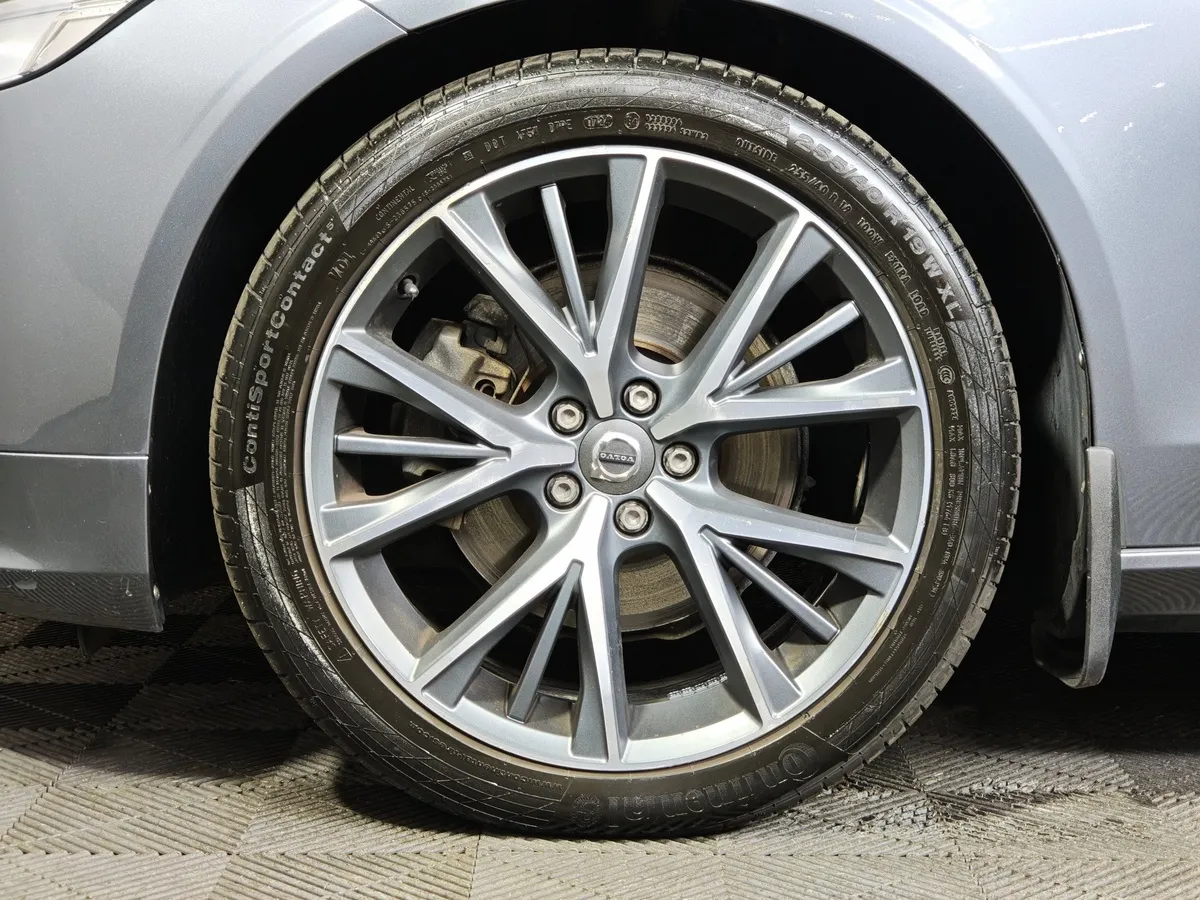 Volvo S90 2.0 T4 Drive-E AT (190 л.с.) Inscription Голубой в АВИЛОН. Слайд №9