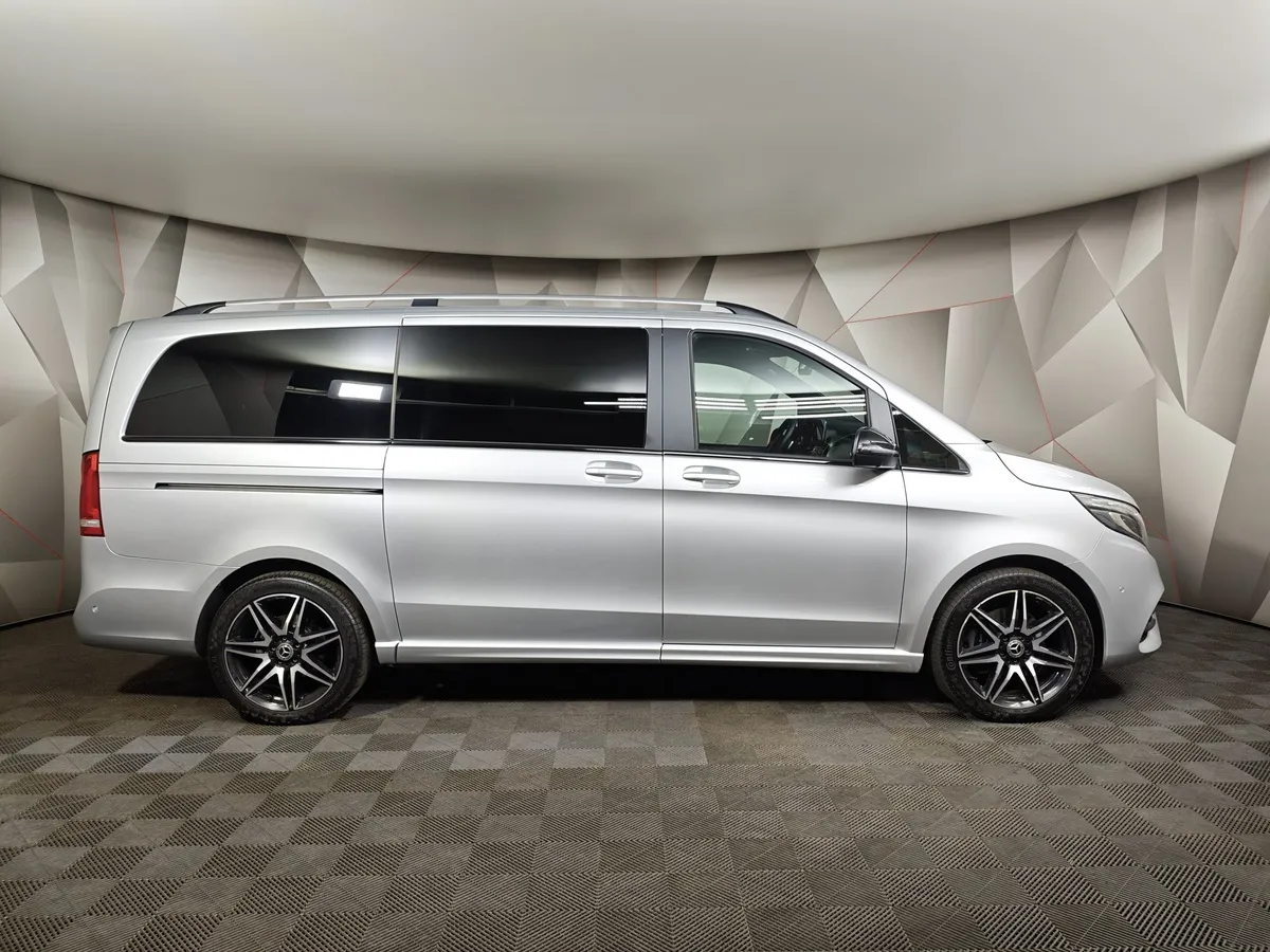 Mercedes-Benz V-Класс V 300 L2 4Matic 9G-Tronic (239 л.с.) Серый в АВИЛОН. Слайд №6
