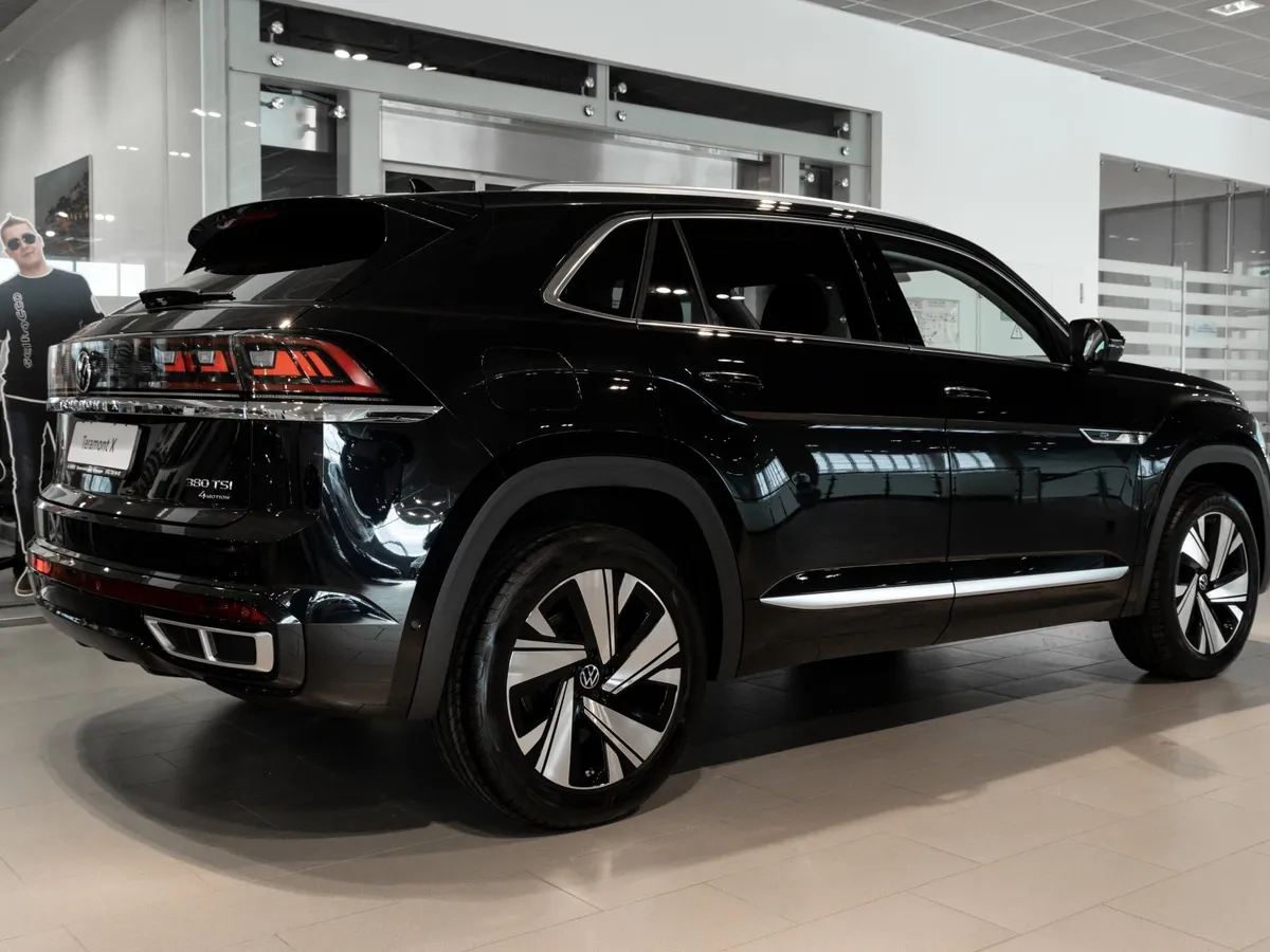 Volkswagen Teramont X 2.0 7DSG AWD (220 л.с.) Черный в АВИЛОН. Слайд №6