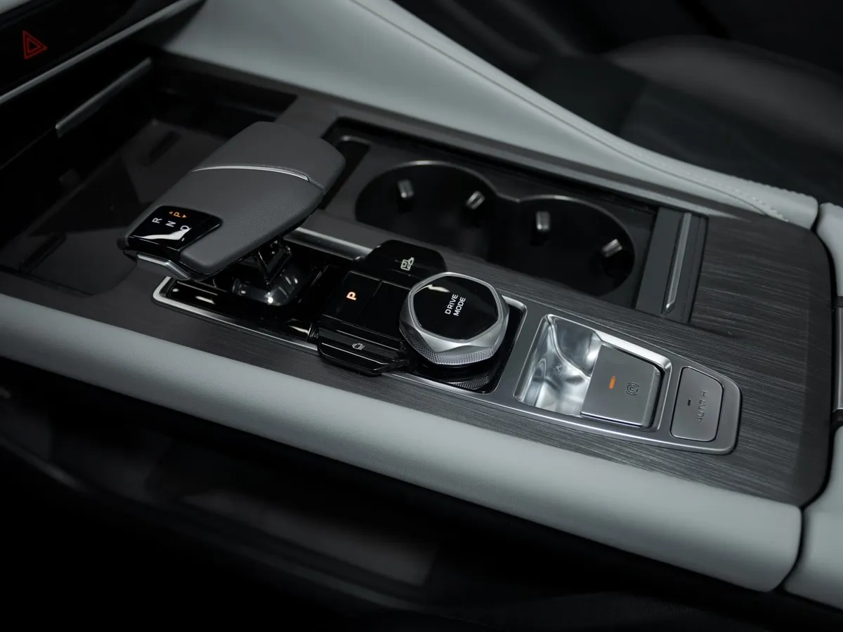 Changan CS75PLUS 2.0 AT 2WD (235 л.с.) Tech+ Белый в АВИЛОН. Слайд №14