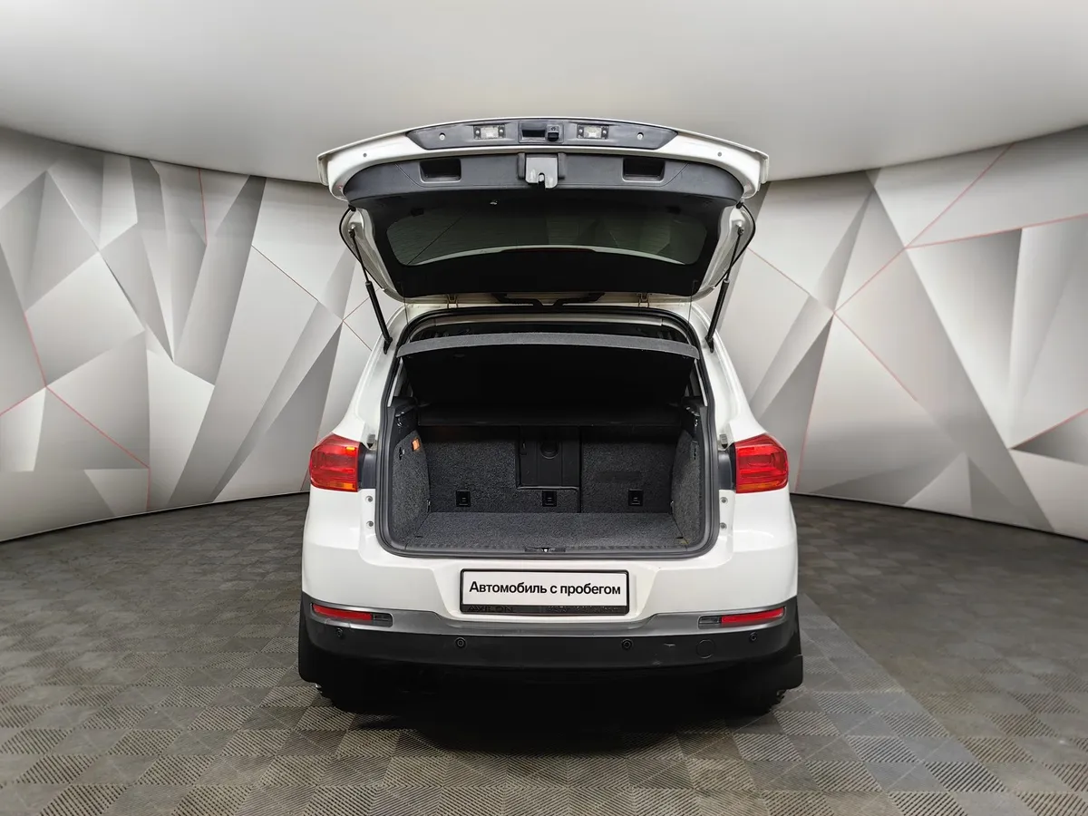 Volkswagen Tiguan 2.0 TSI 4Motion AT (170 л.с.) Track & Field Белый в АВИЛОН. Слайд №11