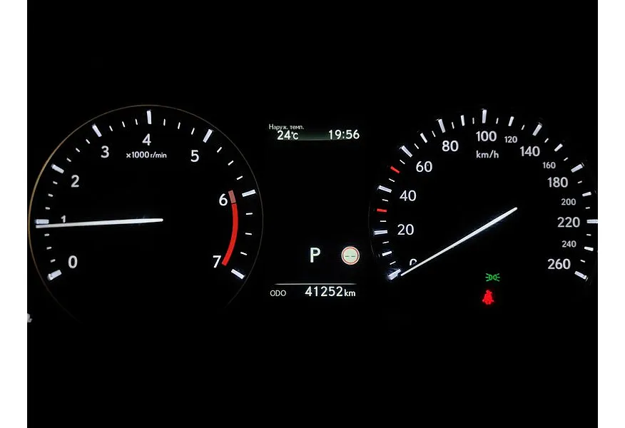 Lexus RX 200t AT AWD (238 л.с.) Luxury Черный в АВИЛОН. Слайд №18