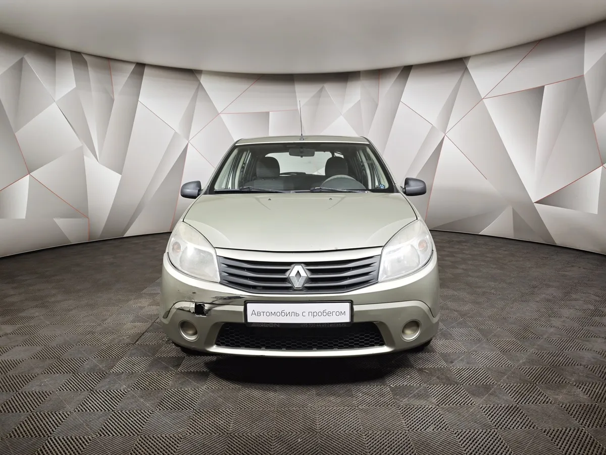 Renault Sandero 1.6 MT (84 л.с.) Коричневый в АВИЛОН. Слайд №7