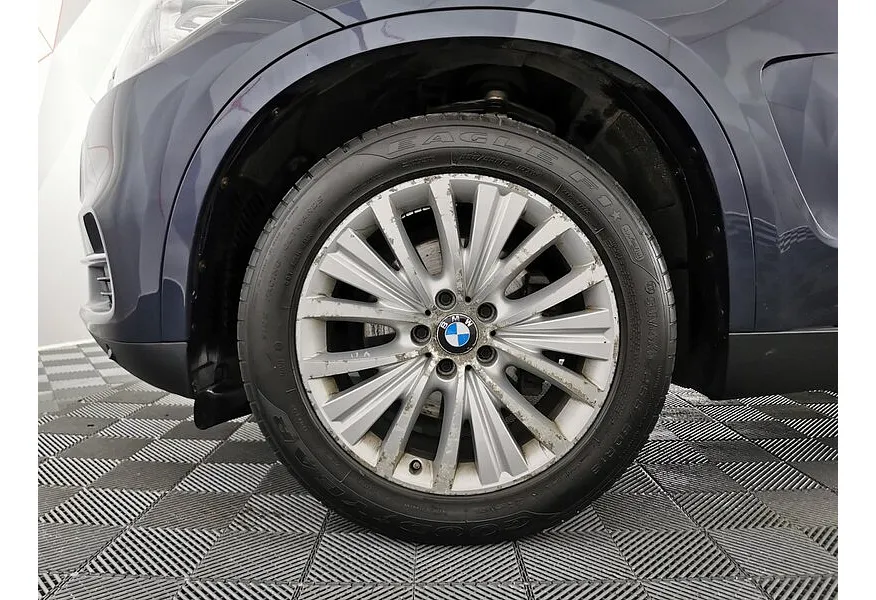 BMW X5 xDrive35i Steptronic (306 л.с.) Синий в АВИЛОН. Слайд №7