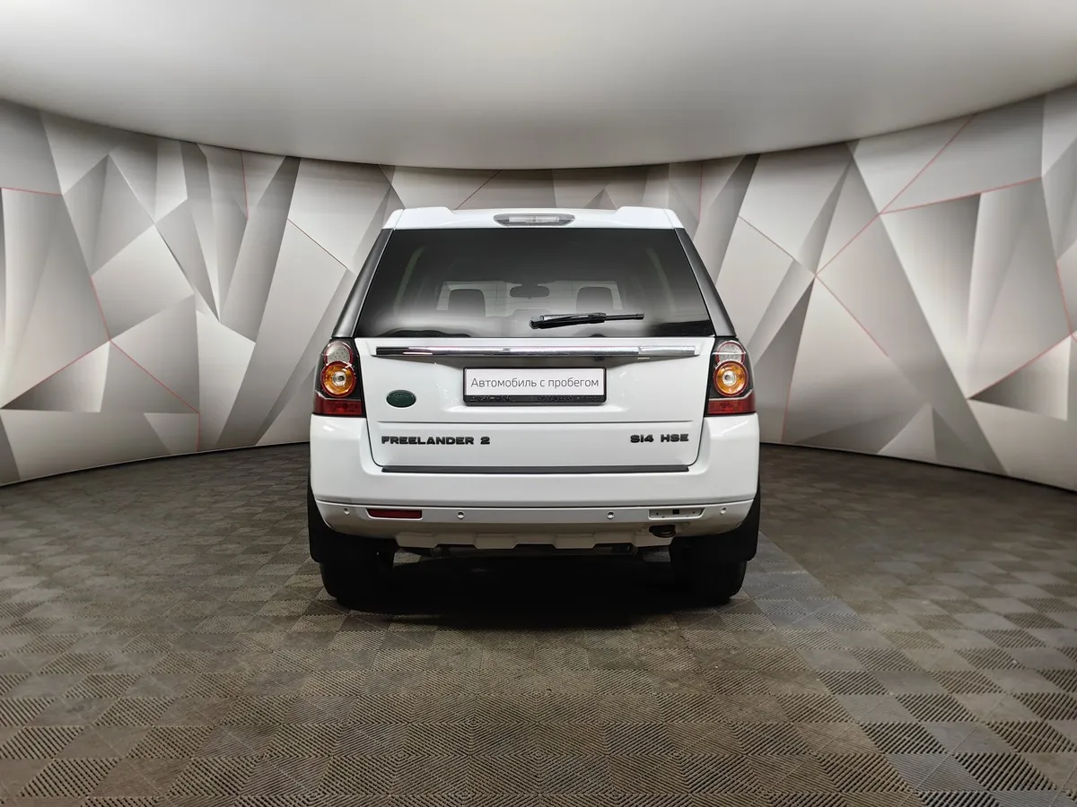 Land Rover Freelander 2.0 Si4 AT 4WD (240 л.с.) HSE Белый в АВИЛОН. Слайд №8