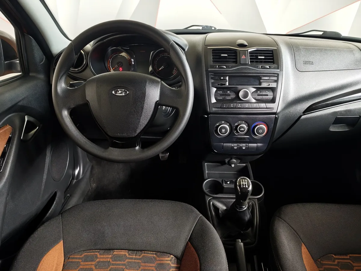 ВАЗ (Lada) Granta 1.6 MT (106 л.с.) Золотой в АВИЛОН. Слайд №20