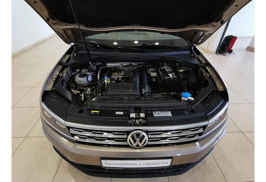 Volkswagen Tiguan 1.4 TSI 4Motion DSG (150 л.с.) Status Plus Бежевый в АВИЛОН. Слайд №11