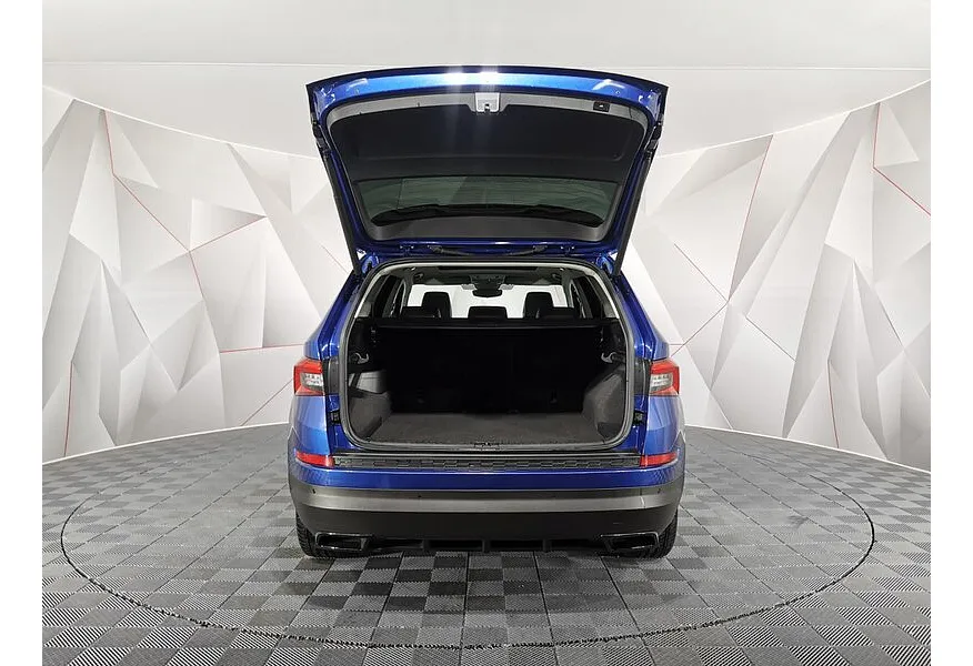 Skoda Kodiaq 1.4 TSI DSG (150 л.с.) Синий в АВИЛОН. Слайд №11