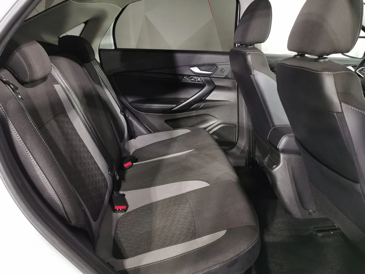 ВАЗ (Lada) Vesta 1.8 CVT (122 л.с.) Enjoy'24 Белый в АВИЛОН. Слайд №15