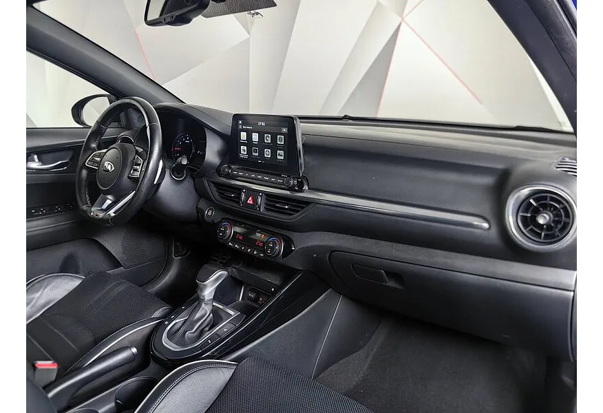 Kia Cerato 2.0 MPI AT (150 л.с.) GT Line Синий в АВИЛОН. Слайд №22