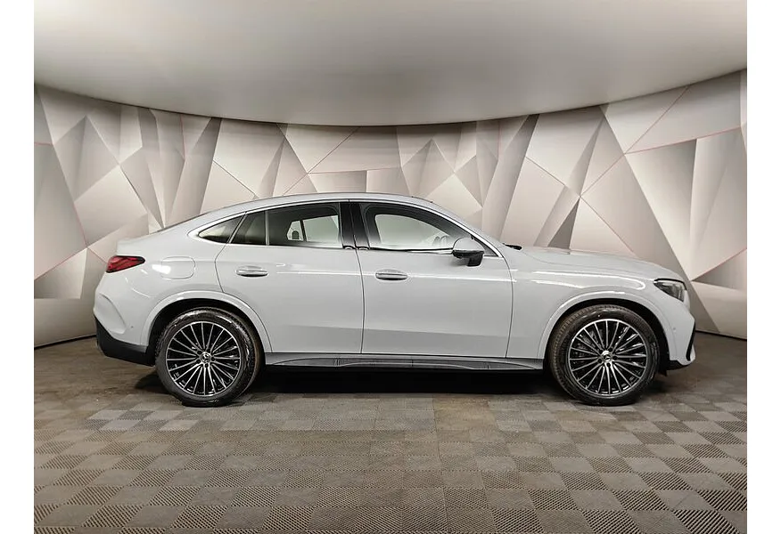 Mercedes-Benz GLC Купе 300 9G-TRONIC 4MATIC (272 л.с.) Серый в АВИЛОН. Слайд №6 Mercedes-Benz GLC Купе 300 9G-TRONIC 4MATIC (272 л.с.) Серый в АВИЛОН. Слайд №6