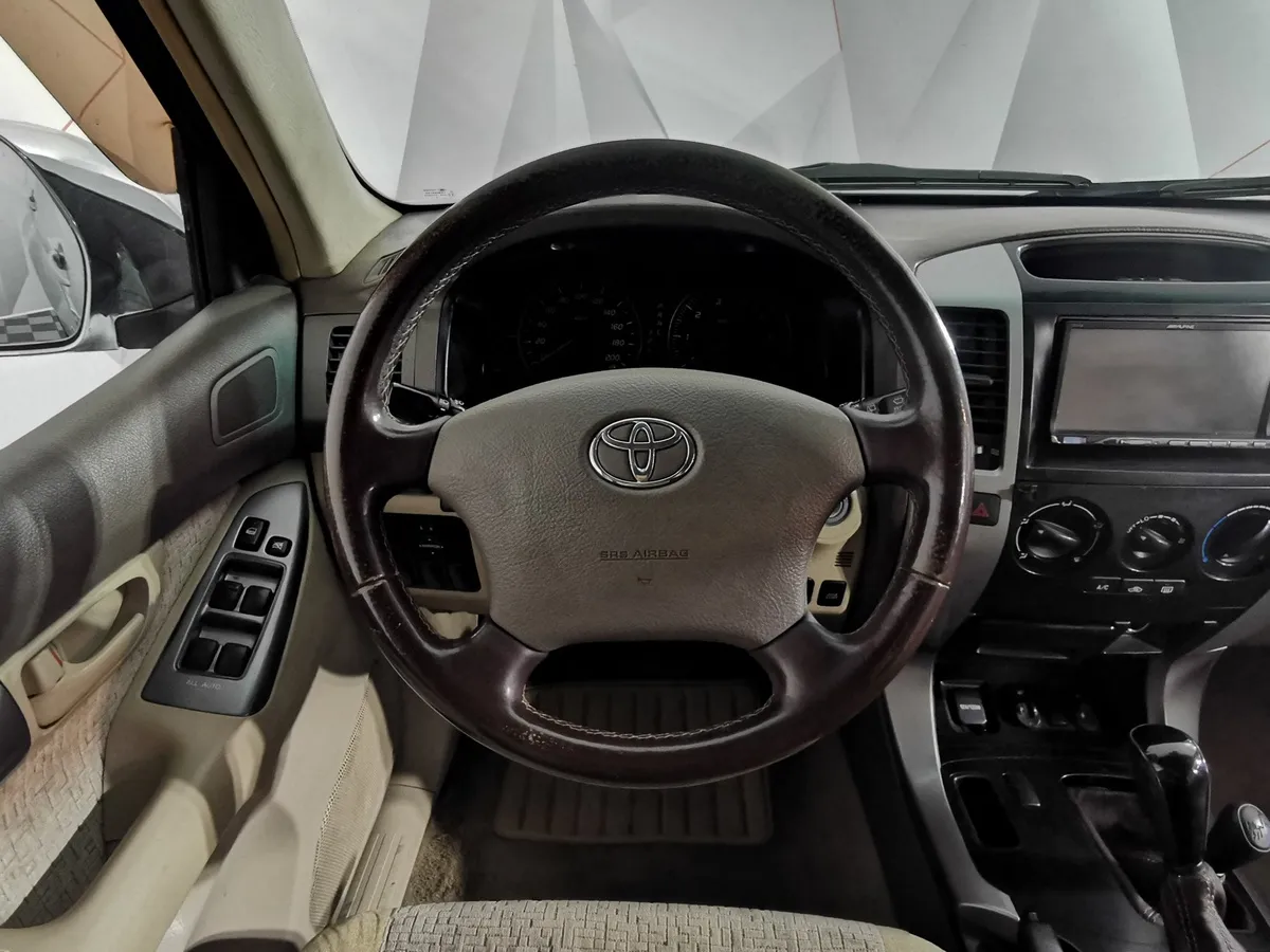 Toyota Land Cruiser Prado 2.7 AT (163 л.с.) Белый в АВИЛОН. Слайд №19
