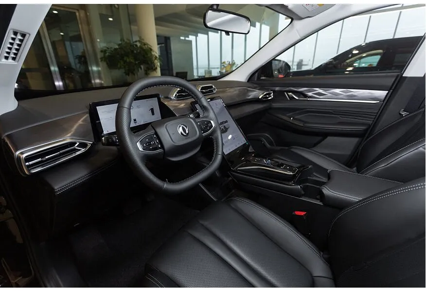 Dongfeng Mage 1.5 AMT FWD (197 л.с.) Emotion Черный в АВИЛОН. Слайд №9