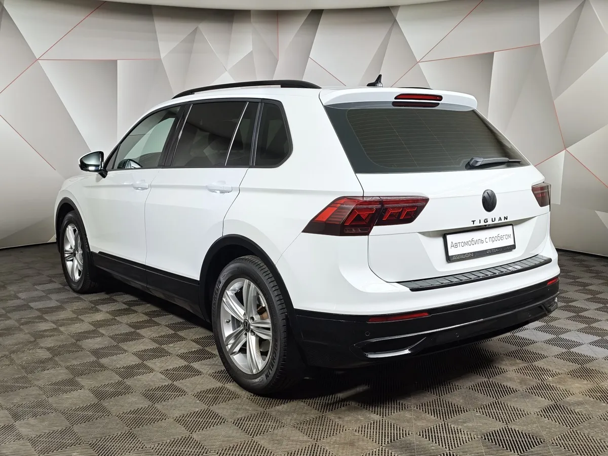 Volkswagen Tiguan 1.4 TSI BlueMotion DSG (150 л.с.) Белый в АВИЛОН. Слайд №4