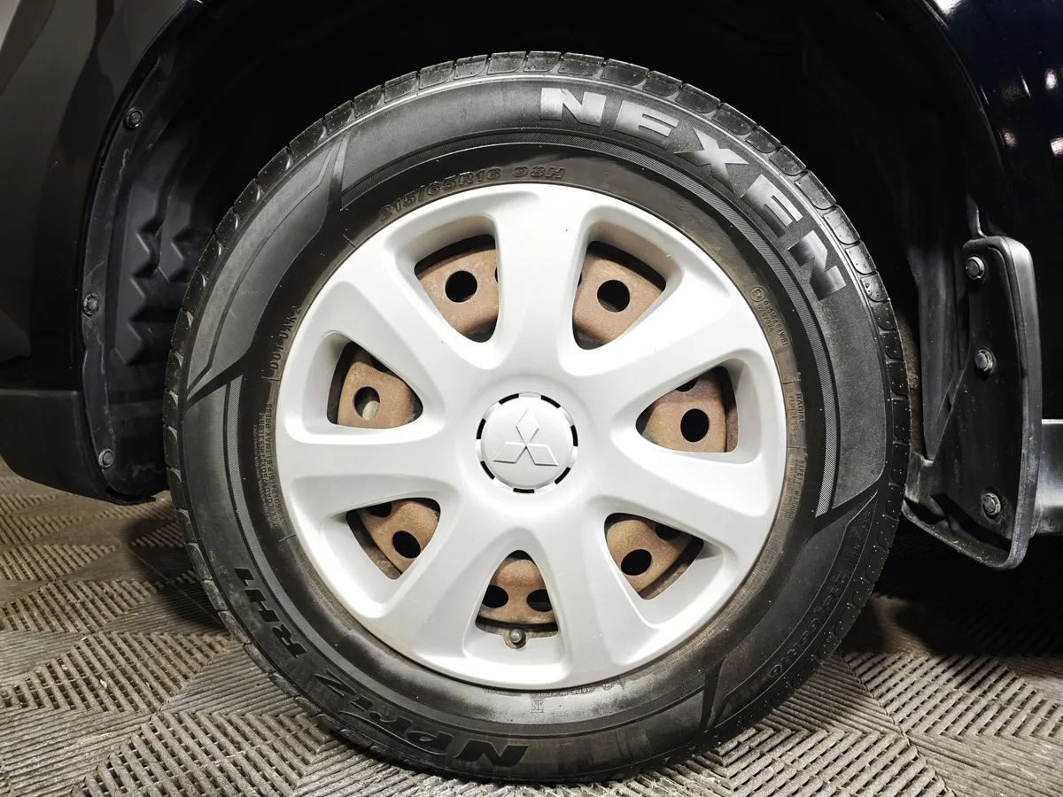 Mitsubishi ASX 1.6 MT 2WD (117 л.с.) Черный в АВИЛОН. Слайд №9