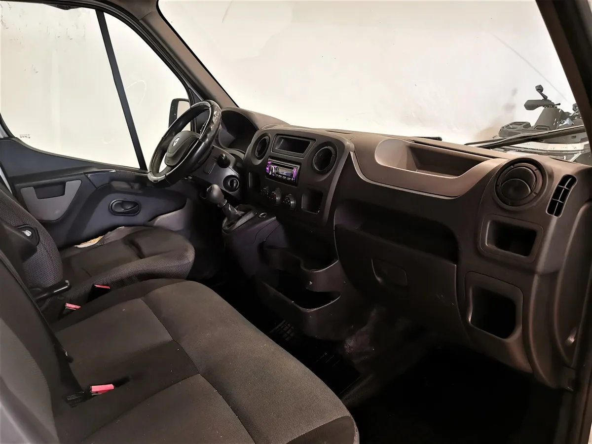 Renault Master 2.3 MT FWD (125 л.с.) Белый в АВИЛОН. Слайд №14