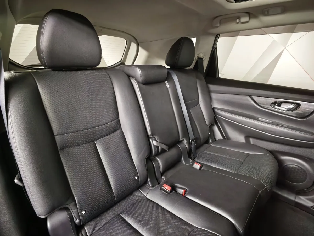 Nissan X-Trail 2.5 CVT AWD (171 л.с.) Серый в АВИЛОН. Слайд №17