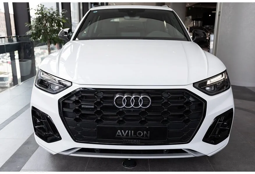 Audi Q5 L 2.0 TFSI S tronic quattro (245 л.с.) Luxury Dynamic Белый в АВИЛОН. Слайд №4