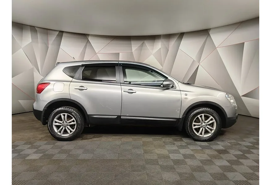 LIVE. Слайд №4