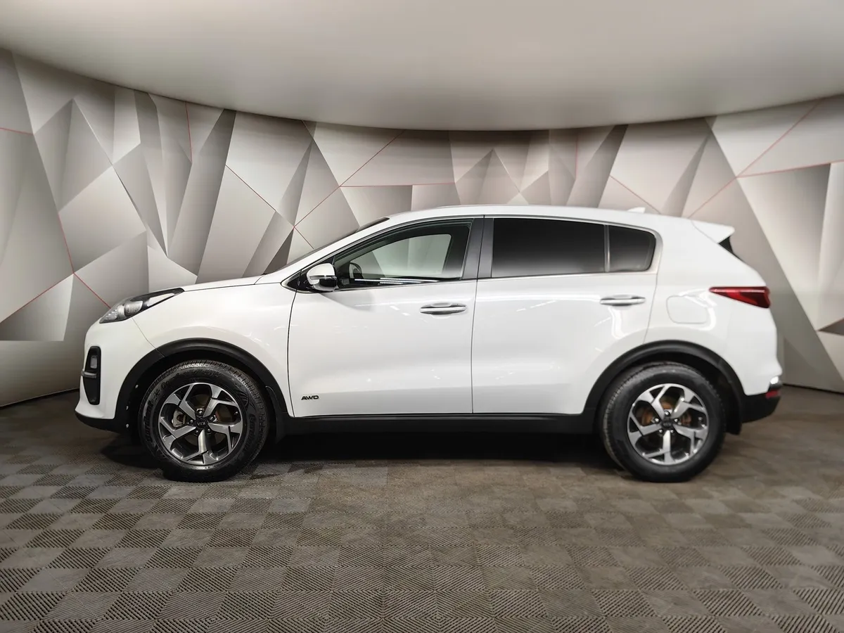 Kia Sportage 2.0 MPI AT 4WD (150 л.с.) Comfort Белый в АВИЛОН. Слайд №5