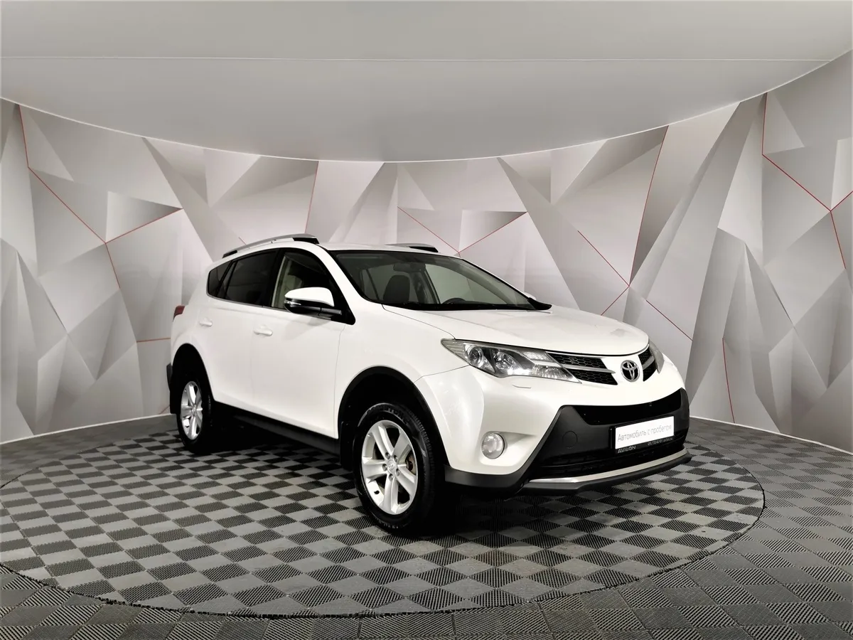 Toyota RAV4 2.0 CVT (148 л.с.) Стандарт Белый в АВИЛОН. Слайд №3