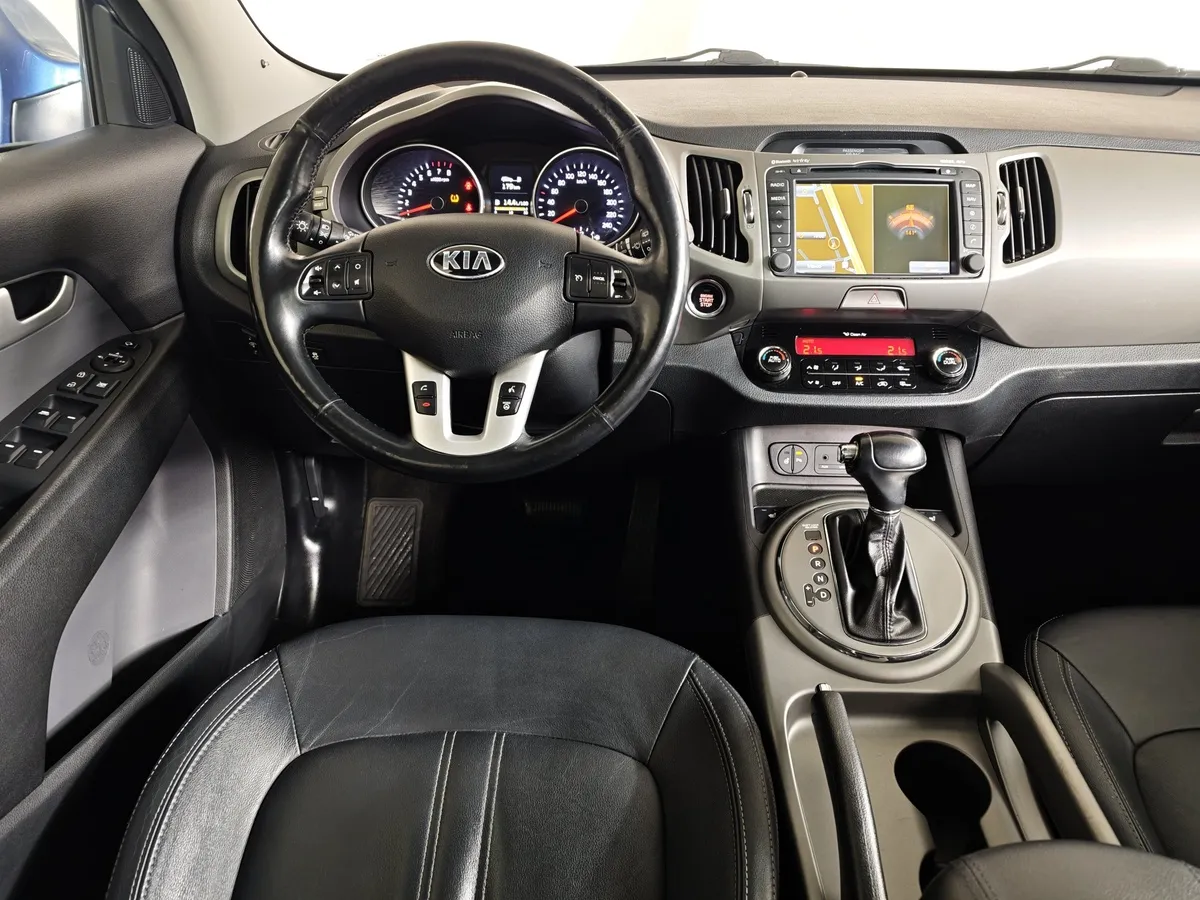 Kia Sportage 2.0 AT 4WD (150 л.с.) Luxe Синий в АВИЛОН. Слайд №18