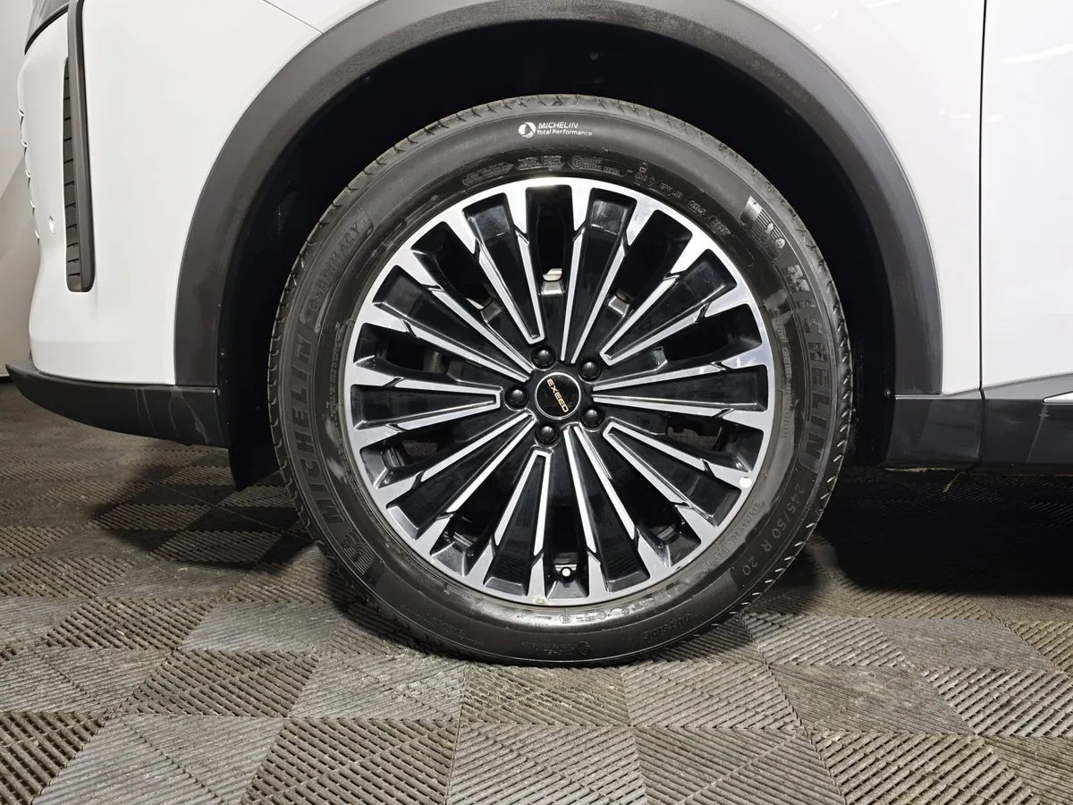 EXEED RX 2.0T DCT 4WD (249 л.с.) Prestige Белый в АВИЛОН. Слайд №9